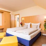 Waldhotel Eskeshof Hotel 4*