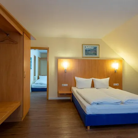 Waldhotel Eskeshof 酒店 4*