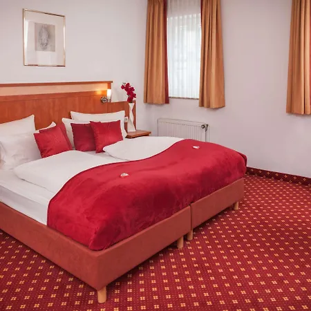 فندق بيست ويسترن والدهوتل إسكيتشوف 4*