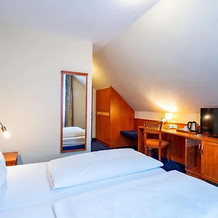 Waldhotel Eskeshof Hotell 4*