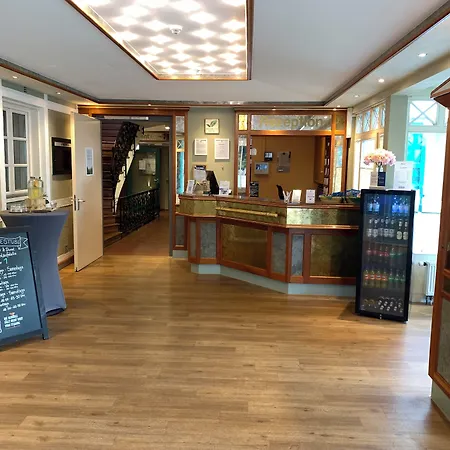 Waldhotel Eskeshof Hotell 4*